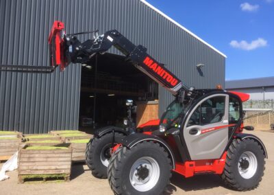 4. Manitou MLT 737 - Sempergreen