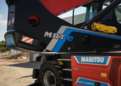 application_rotating_telehandler_mrt_e_2260_manitou_038