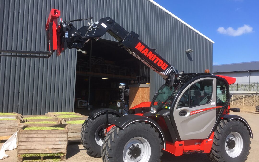 Verschillende nieuwe Manitou’s afgeleverd