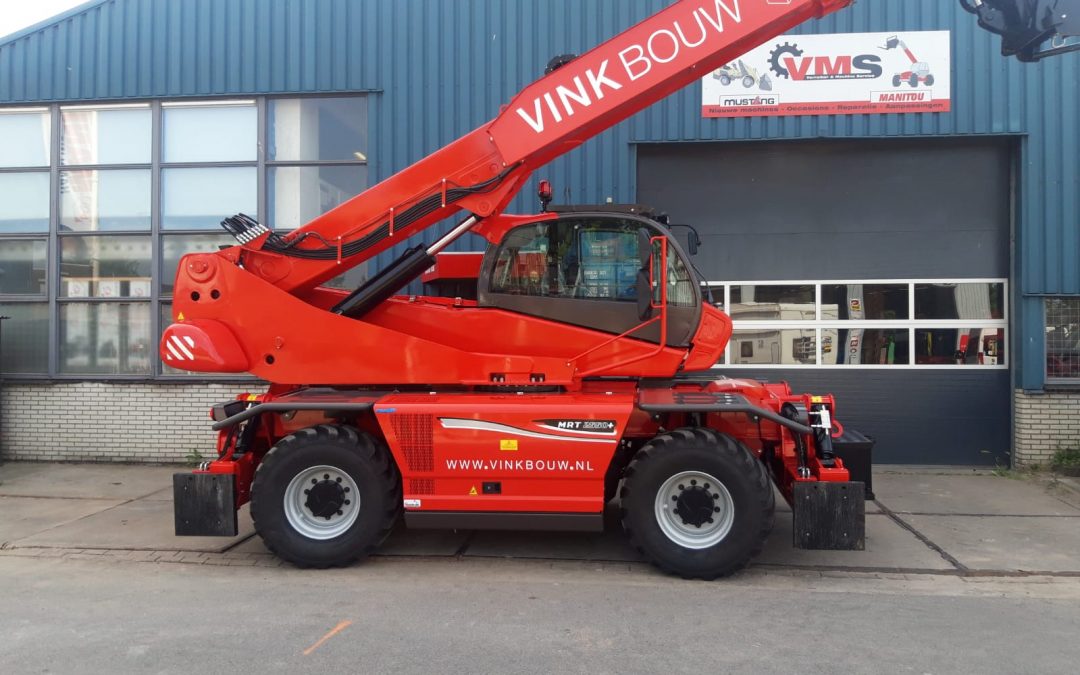 Complete roto verreiker afgeleverd bij Vink Bouw